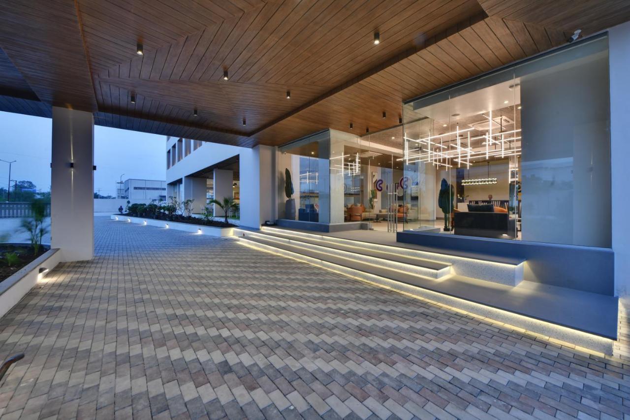 Click Hotel Pithampur Mhow Exteriér fotografie